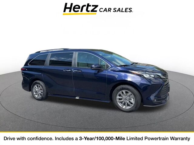2025 Toyota Sienna XLE