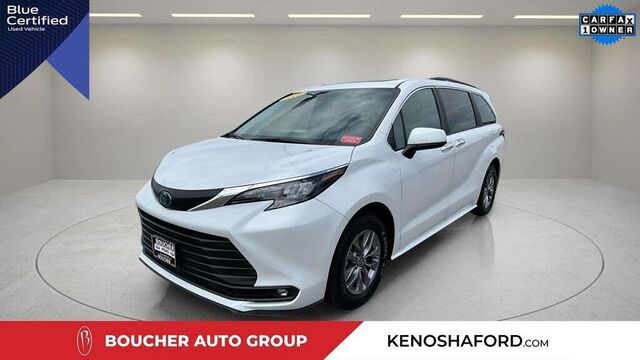 2025 Toyota Sienna XLE 8-Passenger