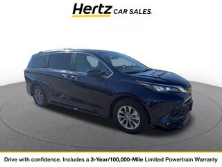 2025 Toyota Sienna XLE