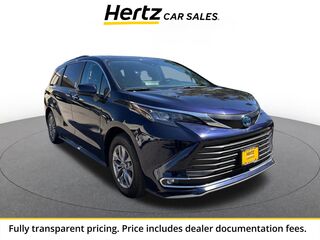 2024 Toyota Sienna XLE
