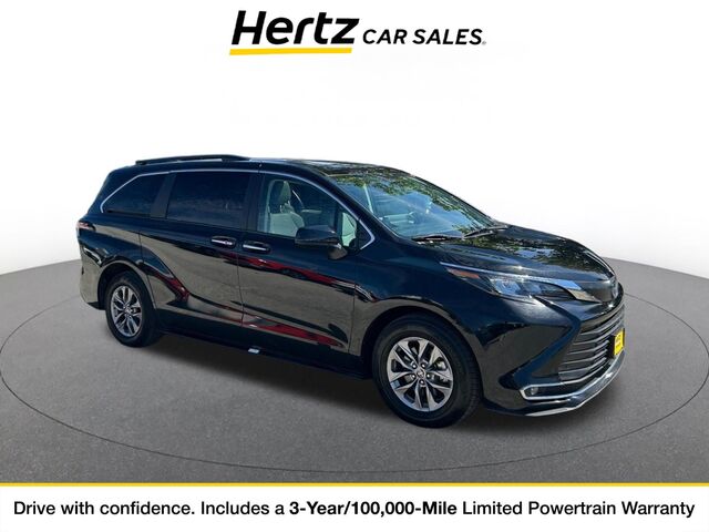 2024 Toyota Sienna XLE