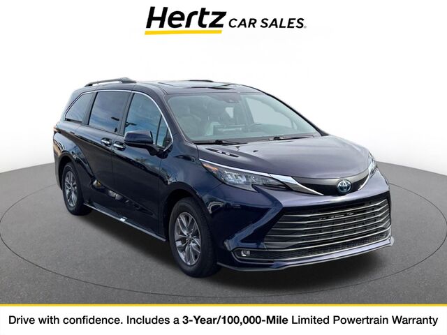 2025 Toyota Sienna XLE