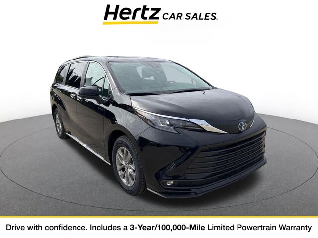 2025 Toyota Sienna XLE