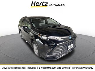 2025 Toyota Sienna XLE