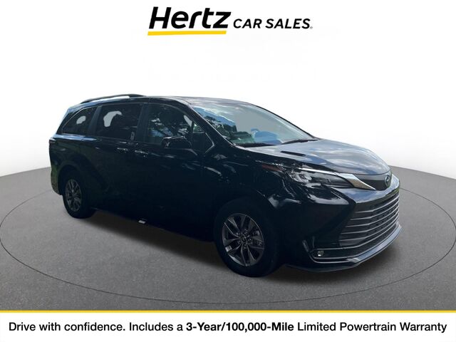2025 Toyota Sienna XLE