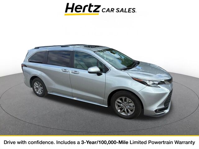 2025 Toyota Sienna XLE