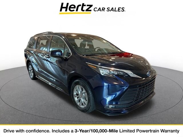 2025 Toyota Sienna XLE