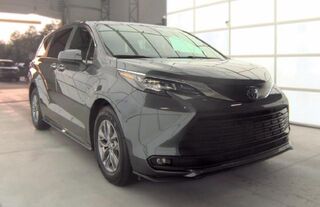 2025 Toyota Sienna XLE 7-Passenger