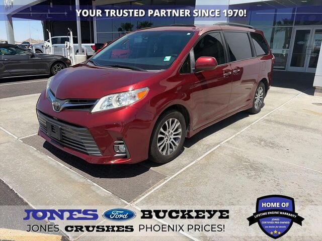 2019 Toyota Sienna XLE 7-Passenger Auto Access Seat