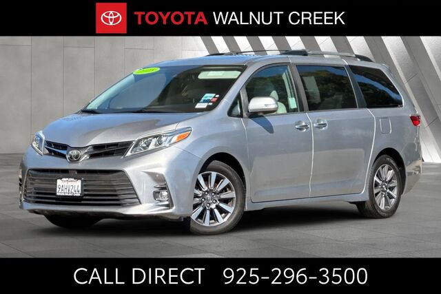 2018 Toyota Sienna XLE 8-Passenger