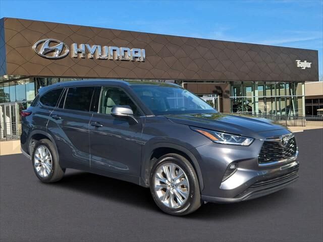 2021 Toyota Highlander Limited