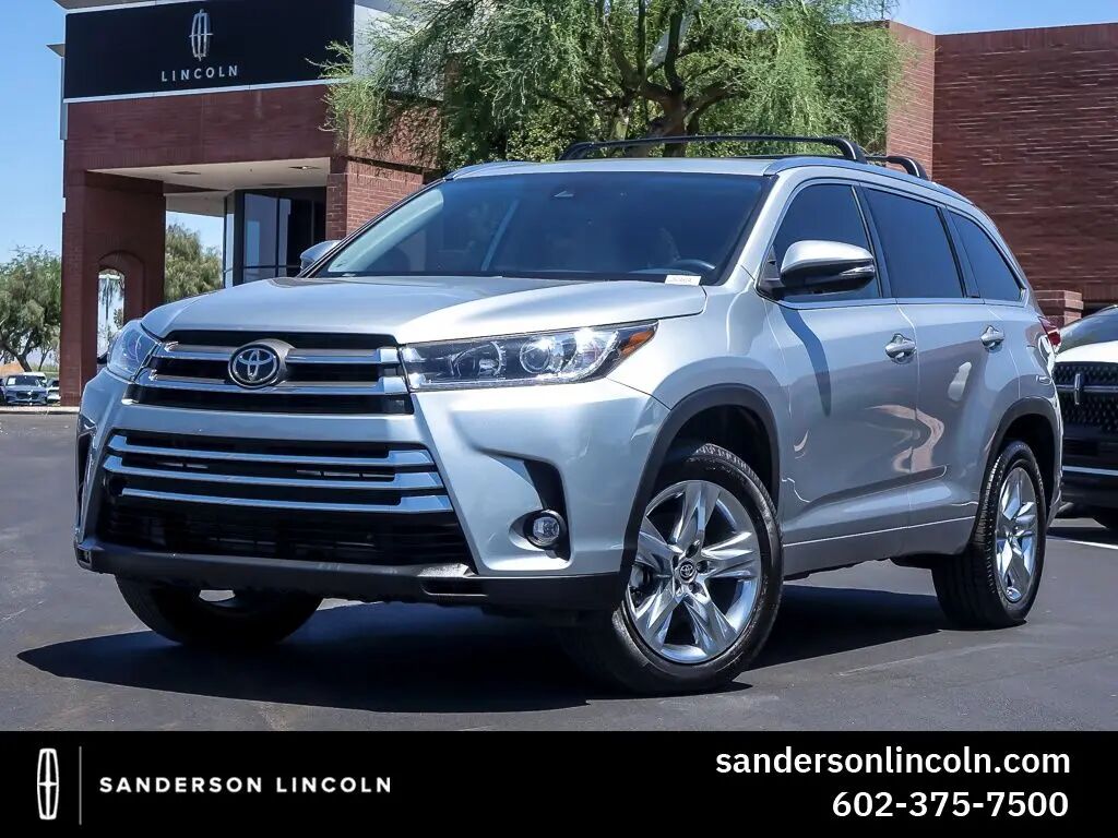2019 Toyota Highlander Limited — photo 1 of 13