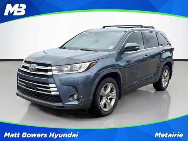 2019 Toyota Highlander Limited — photo 1 of 13