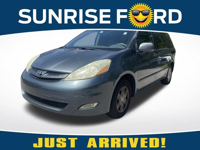 2006 Toyota Sienna XLE