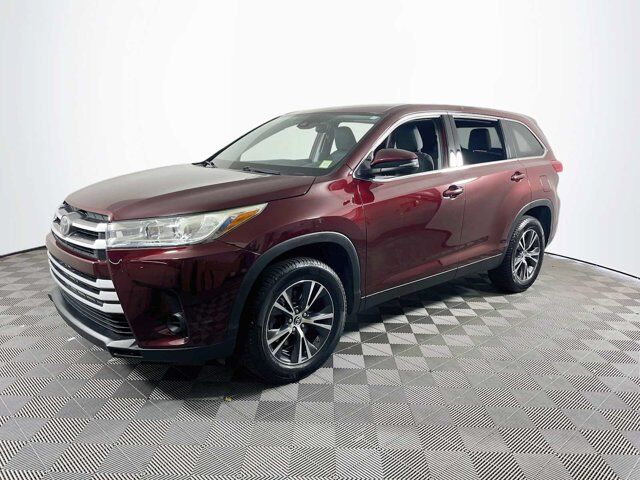 2019 Toyota Highlander LE