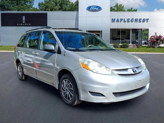 2009 Toyota Sienna CE 7-Passenger