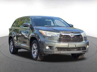2015 Toyota Highlander LE