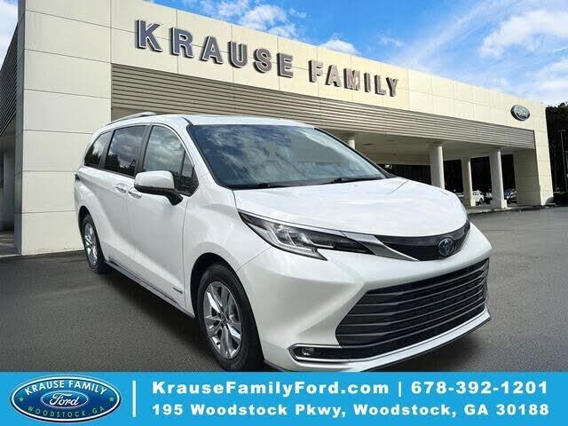 2021 Toyota Sienna Limited 7-Passenger