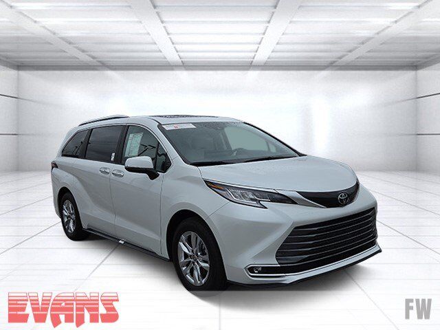 2026 Toyota Sienna Limited