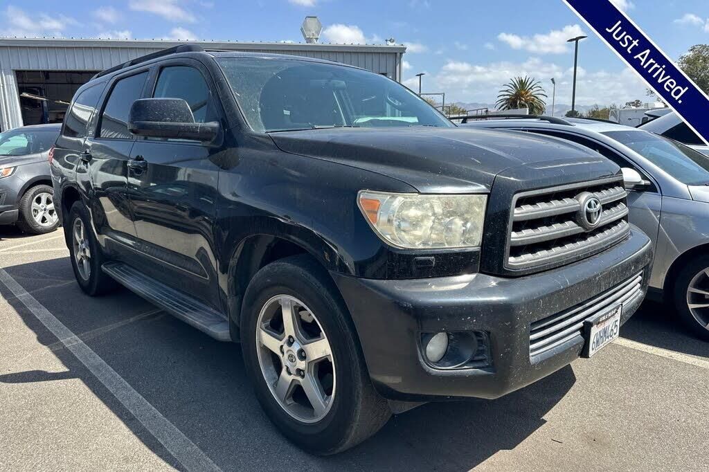 2012 Toyota Sequoia SR5 — photo 1 of 1