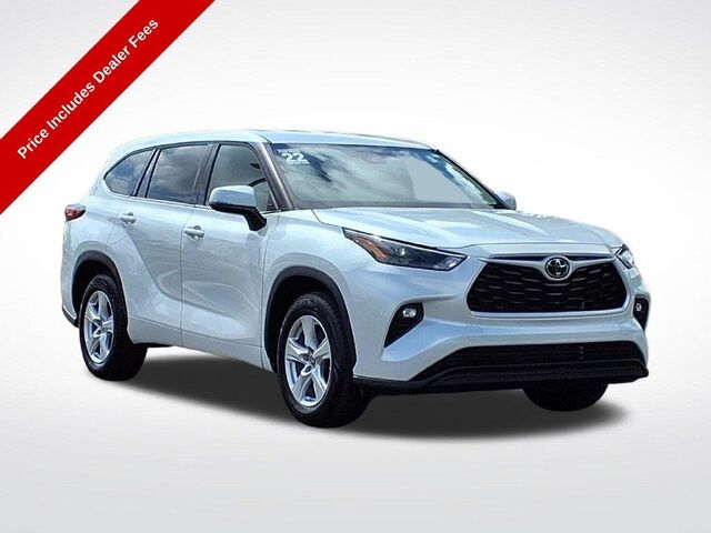2022 Toyota Highlander LE