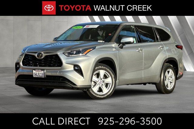 2021 Toyota Highlander LE