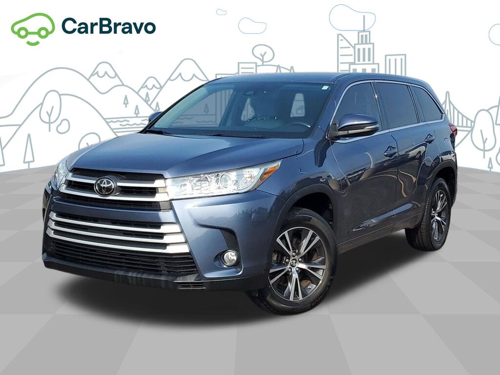 2018 Toyota Highlander LE Plus — photo 1 of 7