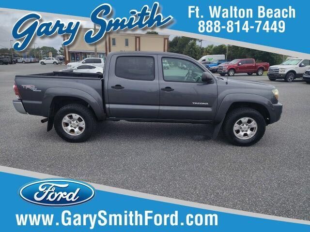 2010 Toyota Tacoma PreRunner V6 — photo 1 of 26