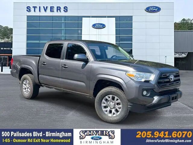 2017 Toyota Tacoma SR