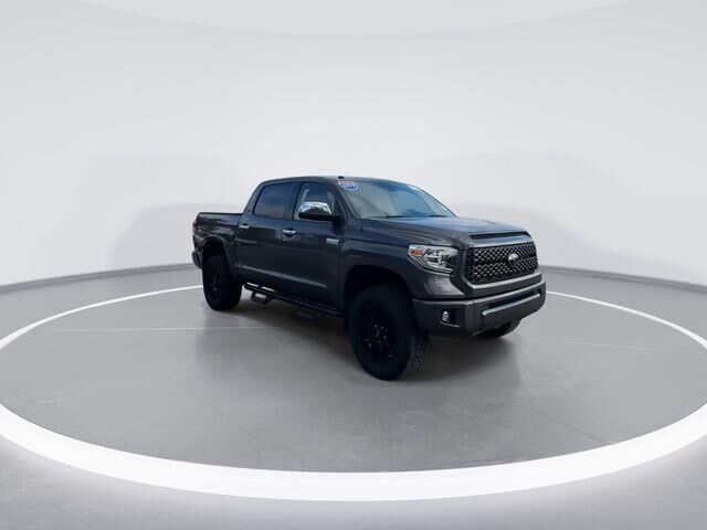 2019 Toyota Tundra Platinum — photo 1 of 2