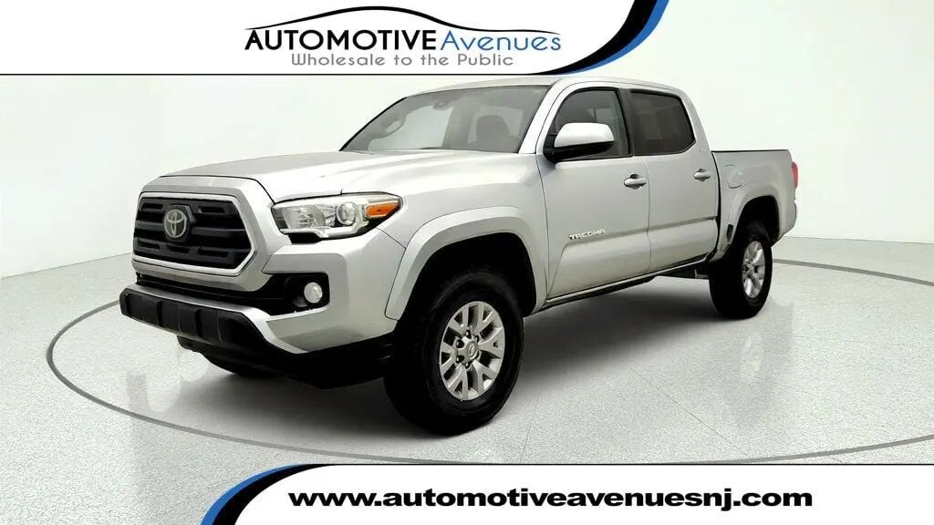 2018 Toyota Tacoma TRD Off-Road — photo 1 of 26