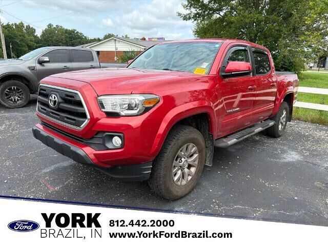2017 Toyota Tacoma TRD Off-Road — photo 1 of 24