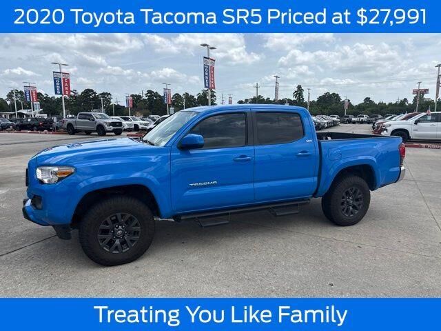 2020 Toyota Tacoma TRD Off-Road — photo 1 of 13