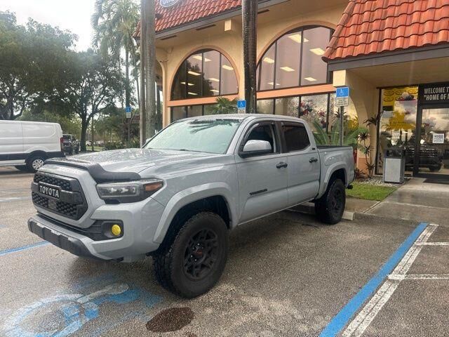 2021 Toyota Tacoma TRD Off-Road — photo 1 of 6