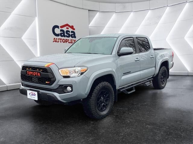 2021 Toyota Tacoma SR5 V6 — photo 1 of 26