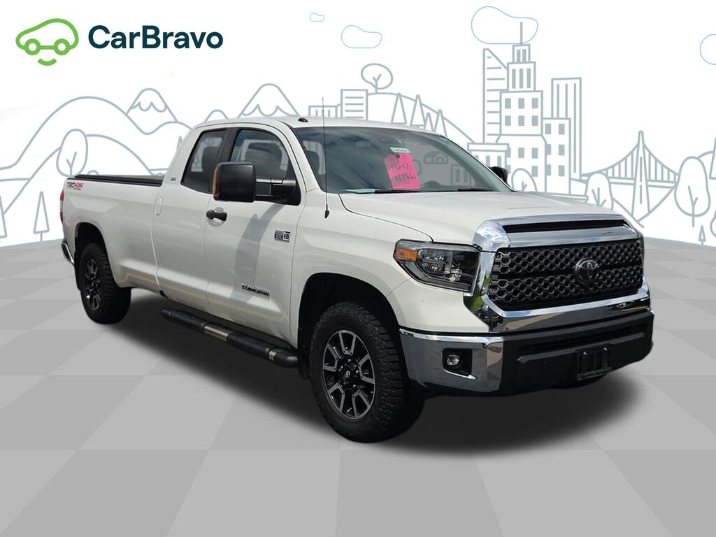 2018 Toyota Tundra 4WD SR5 5.7L V8 — photo 1 of 6