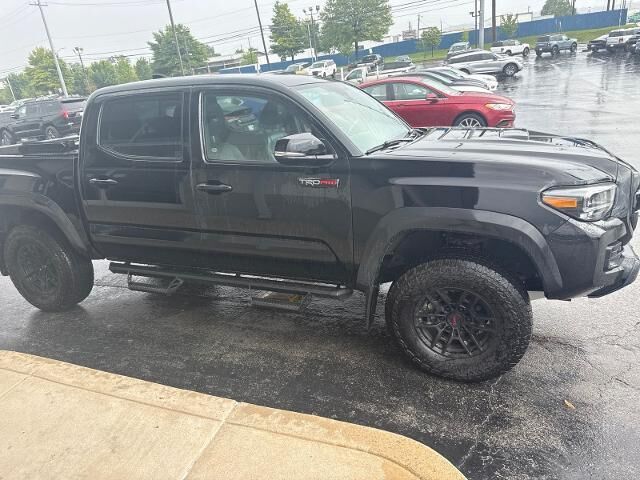 2020 Toyota Tacoma TRD Pro — photo 1 of 13
