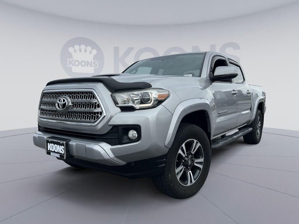 2016 Toyota Tacoma SR V6 — photo 1 of 1