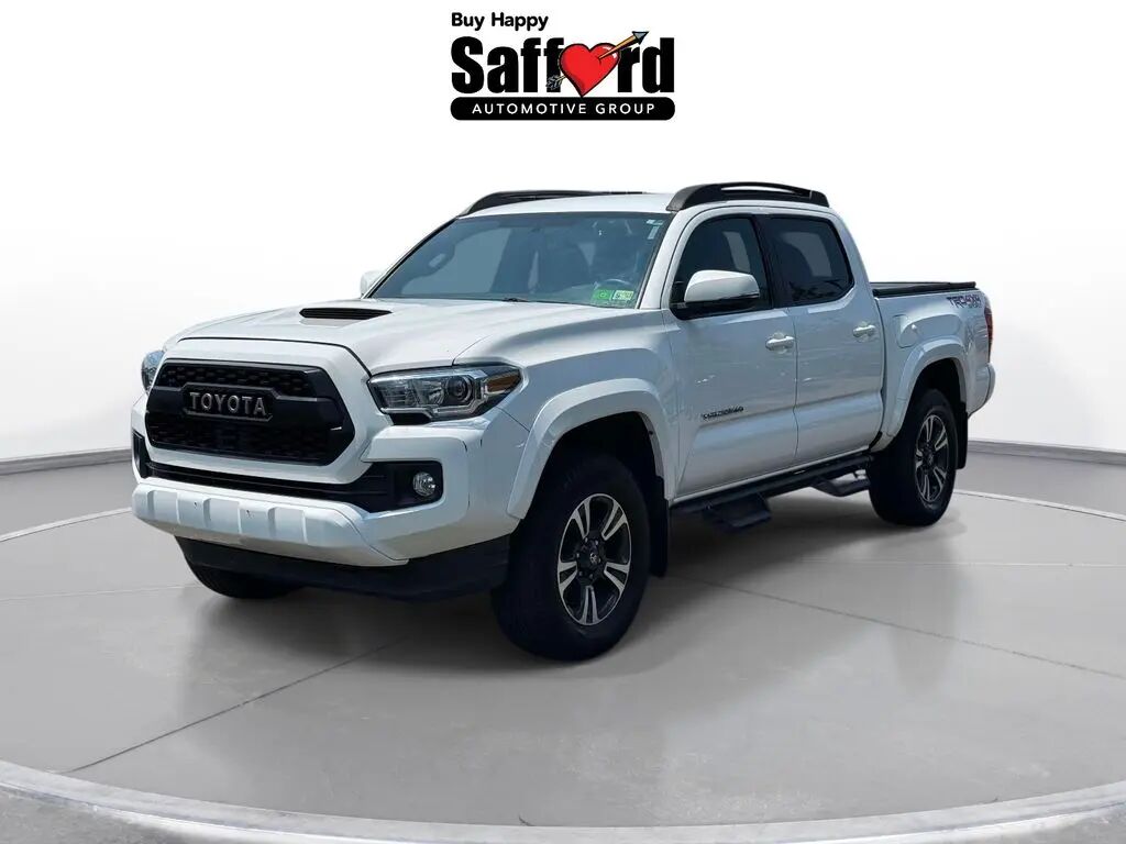 2017 Toyota Tacoma TRD Sport — photo 1 of 26