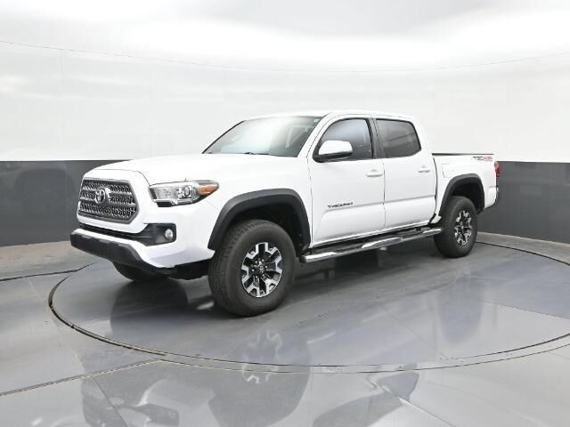 2016 Toyota Tacoma SR V6