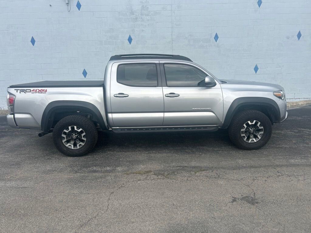 2021 Toyota Tacoma SR5 V6 — photo 1 of 25