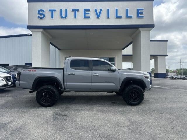 2020 Toyota Tacoma TRD Pro — photo 1 of 13