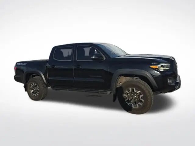 2021 Toyota Tacoma TRD Off-Road — photo 1 of 39