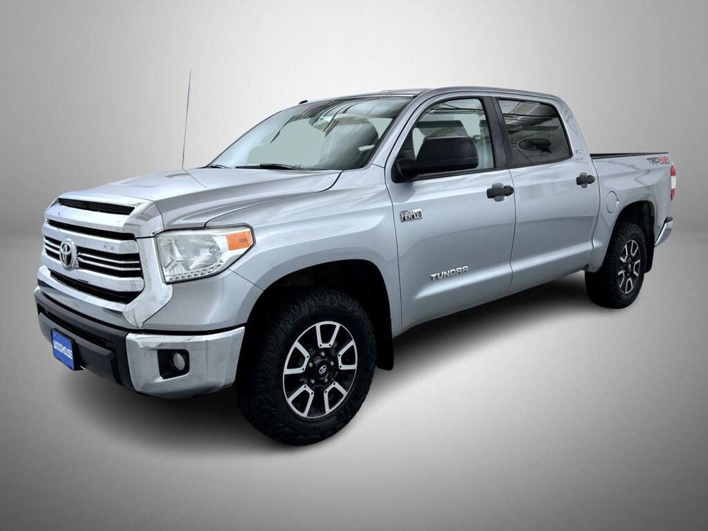 2016 Toyota Tundra SR5 — photo 1 of 1