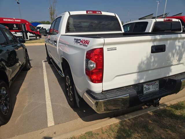 2014 Toyota Tundra SR5