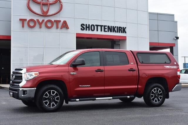 2015 Toyota Tundra SR5 — photo 1 of 13