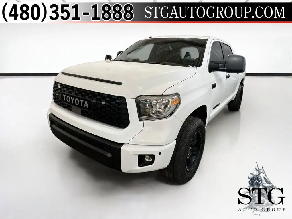 2018 Toyota Tundra SR5 — photo 1 of 13