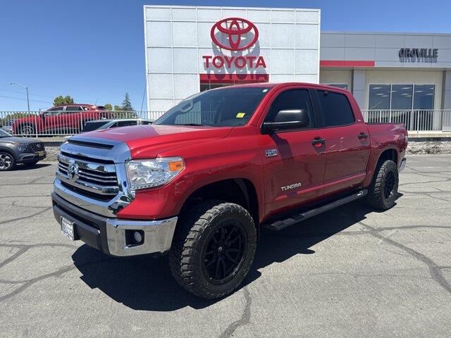 2017 Toyota Tundra SR5 — photo 1 of 17