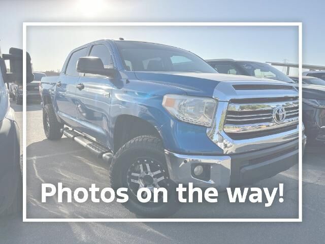 2017 Toyota Tundra SR5