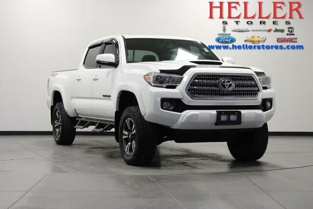 2017 Toyota Tacoma TRD Sport